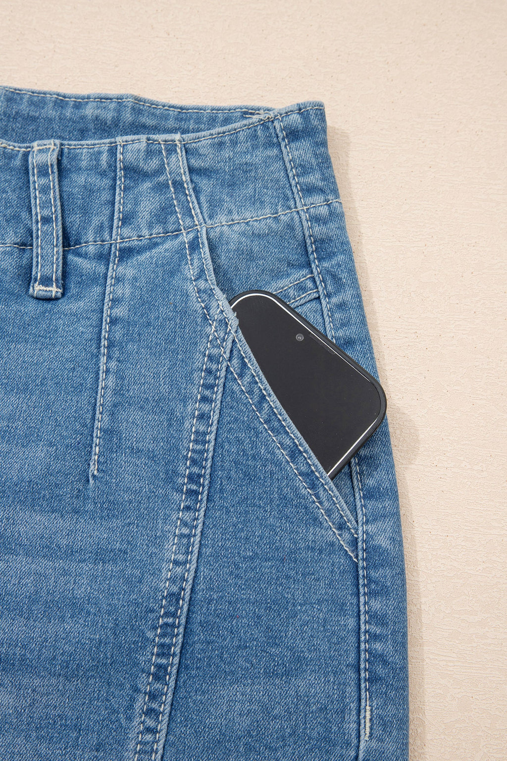 The Palmer Barrel Jeans