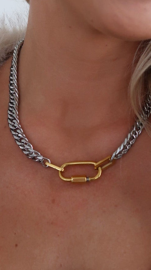 THE STEPHANIE NECKLACE