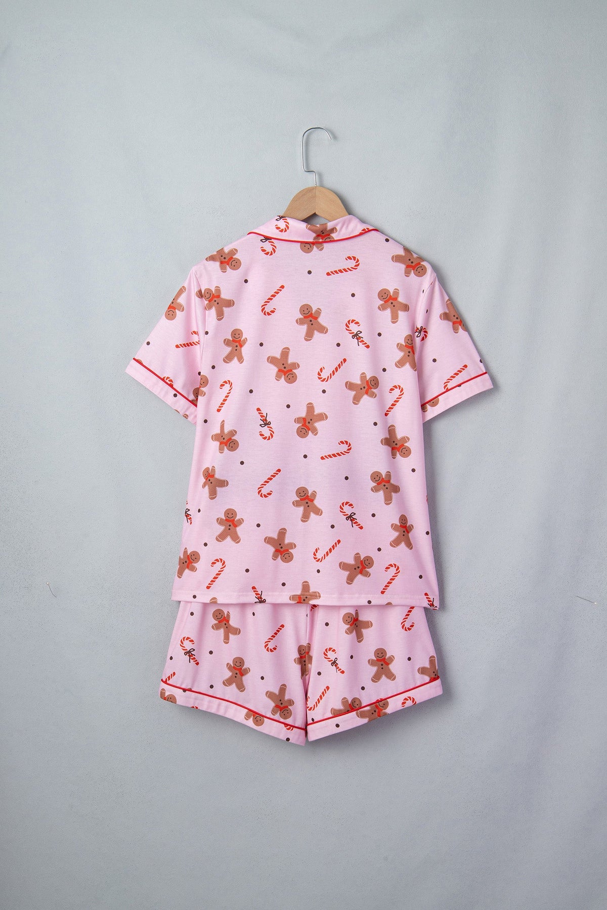 The Gingerbread Kisses Pajama Set