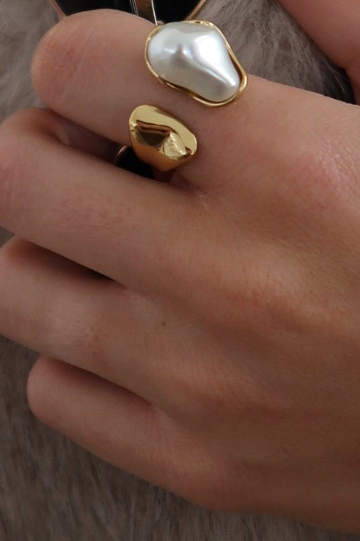 THE ADDISON RING ￼