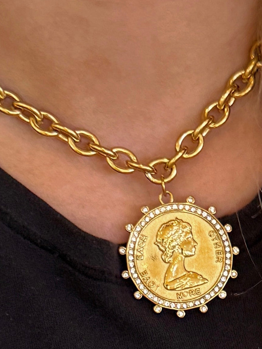 THE SMALL COIN NECKLACE