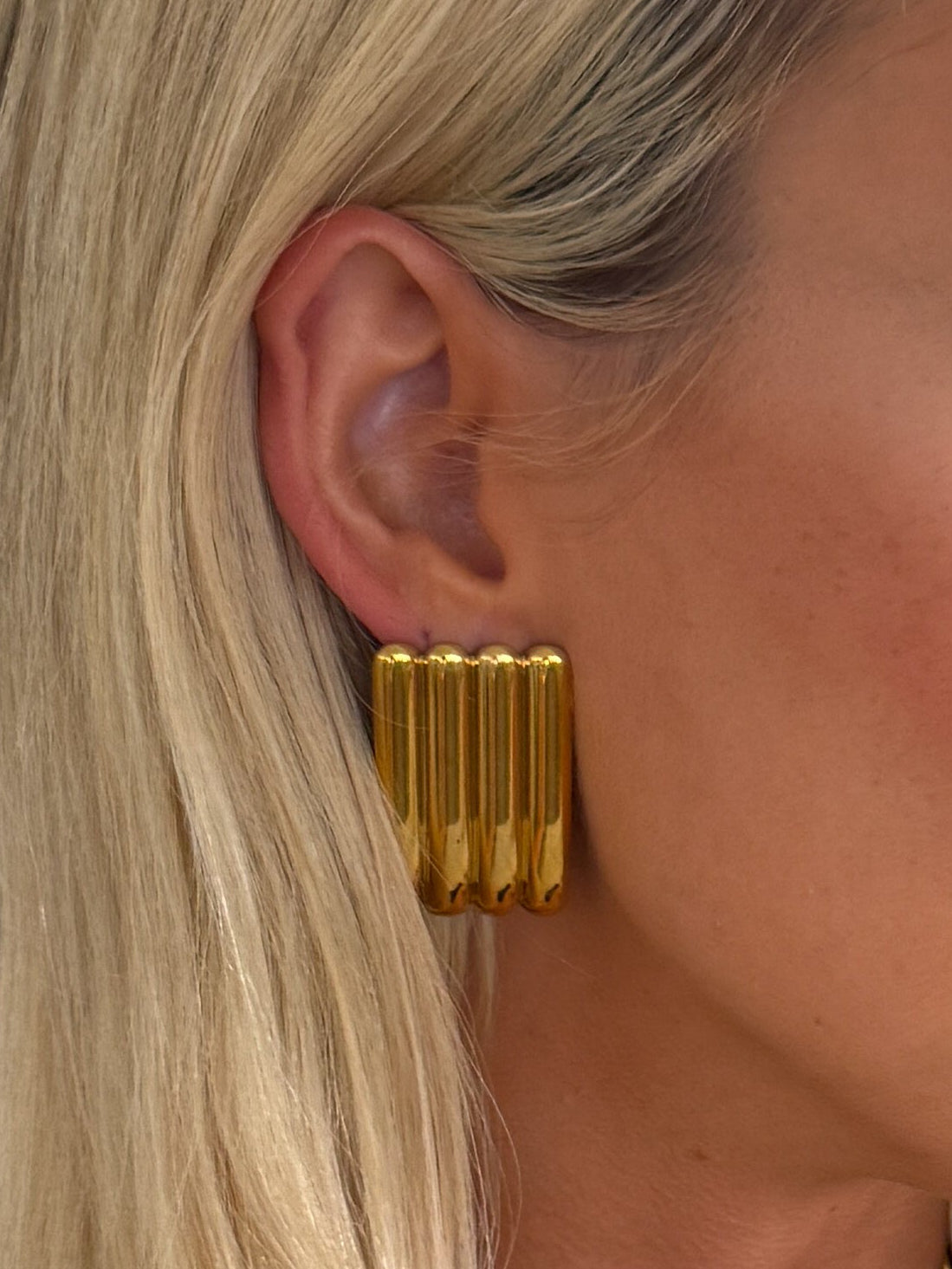 THE ISABEL EARRINGS