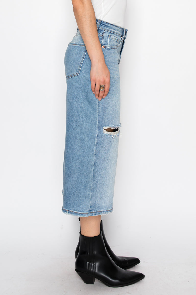 The Marlowe Ultra High rise Relaxed Jort Jeans