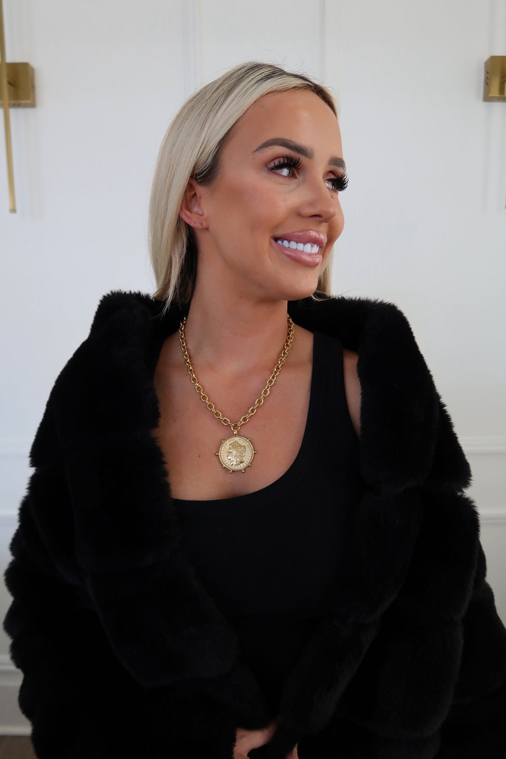 THE GOLD COIN NECKLACE