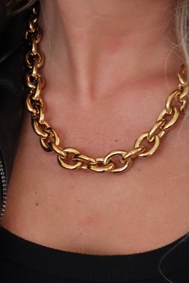THE LIV NECKLACE