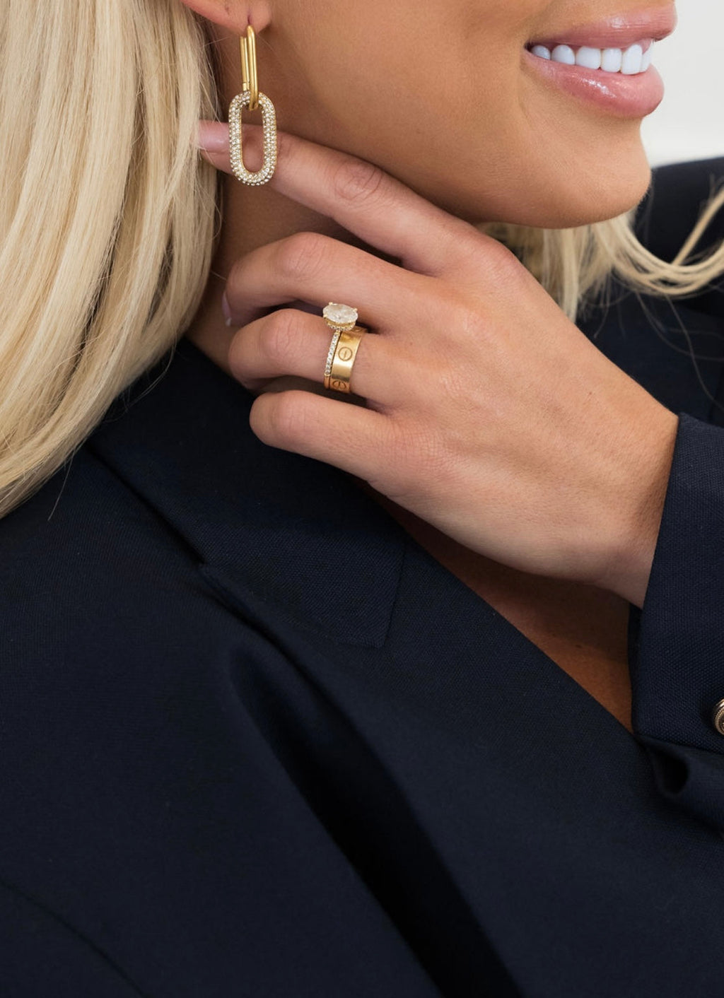 THE LILY EARRINGS