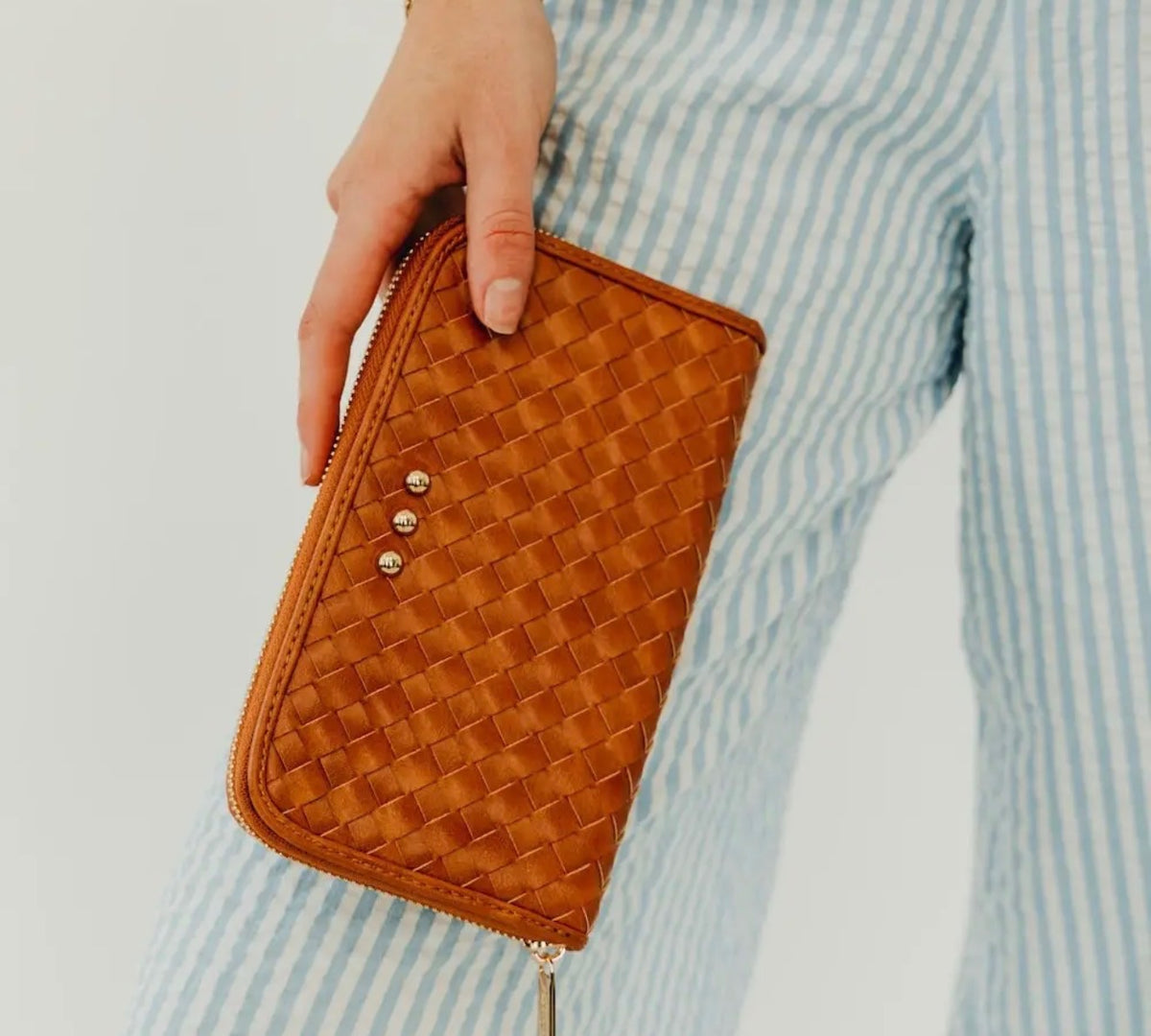 The Delilah Woven Wallet