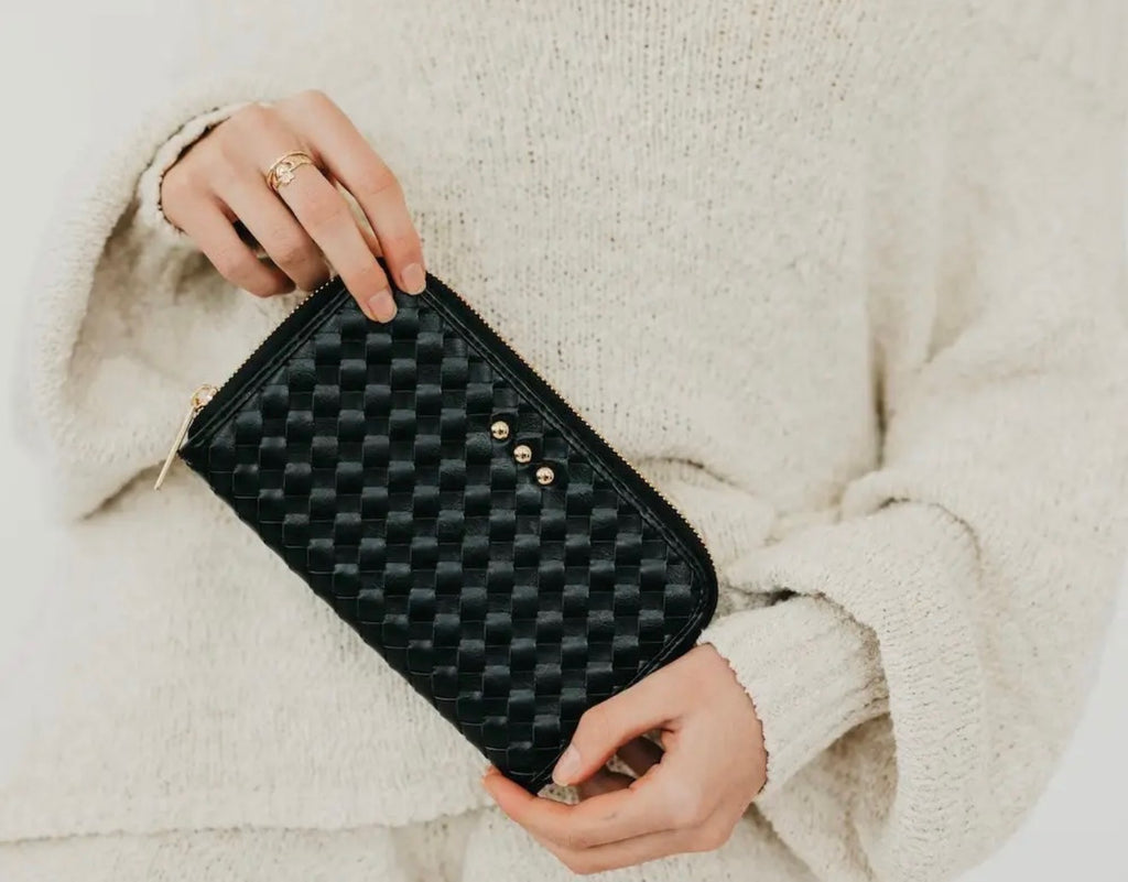 The Delilah Woven Wallet
