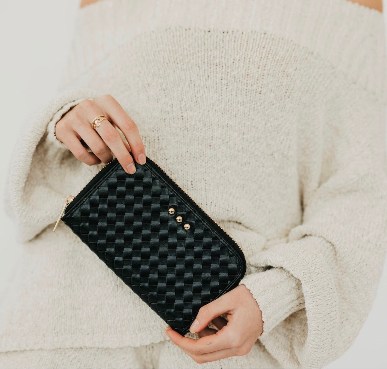 Lenni Large Zip Woven Wallet