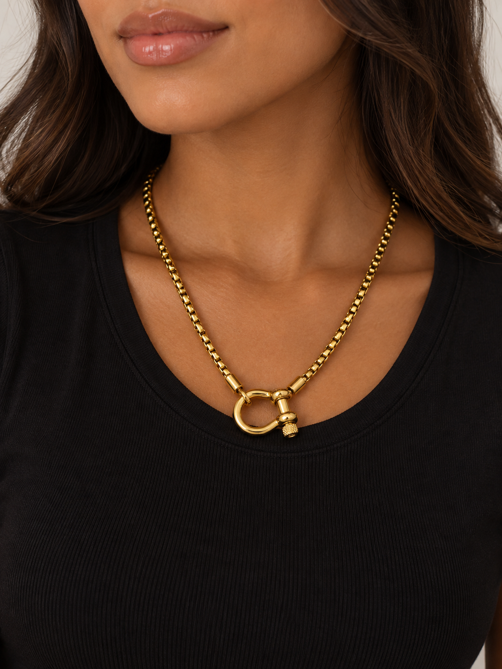 The Arden Horseshoe Buckle Necklace
