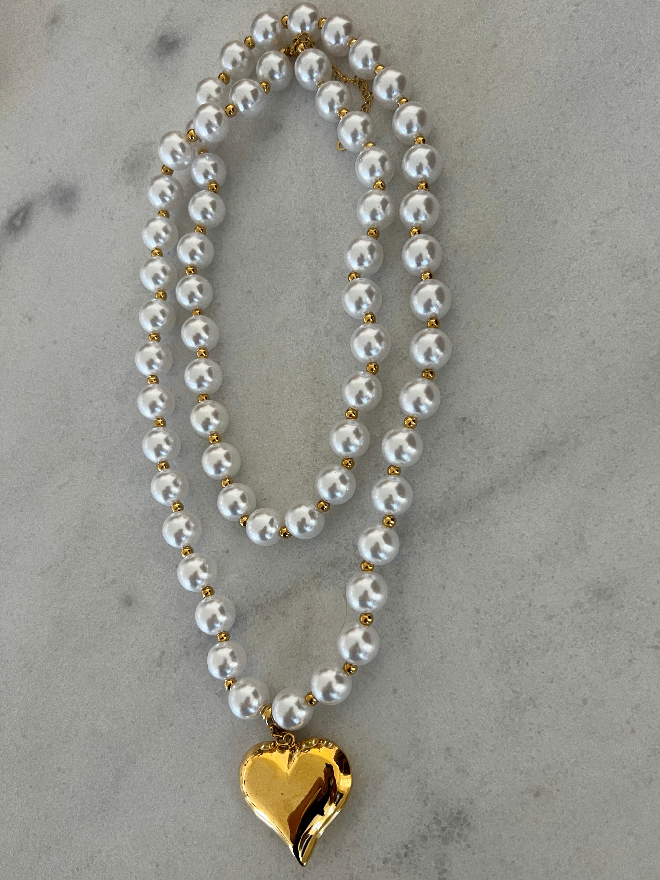 THE EVERLY PEARL HEART WRAP NECKLACE