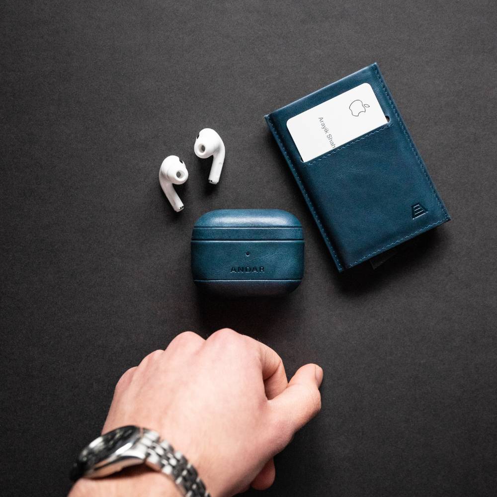 The Capsule Airpods Case