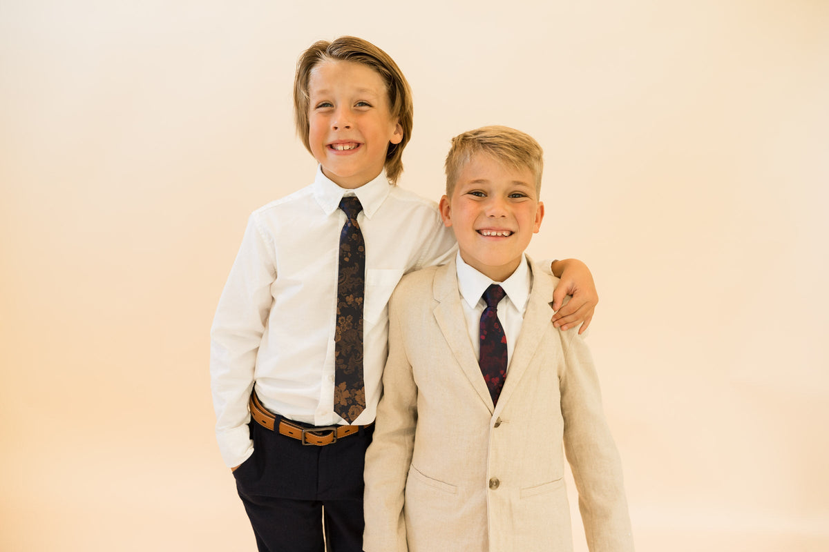 The Merlot Boys Tie