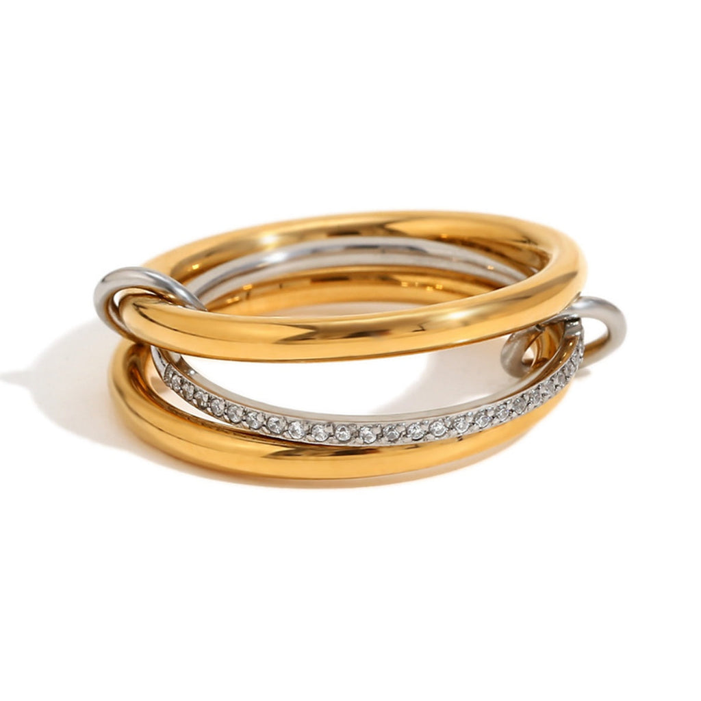 The Everly Layered Diamonds Ring