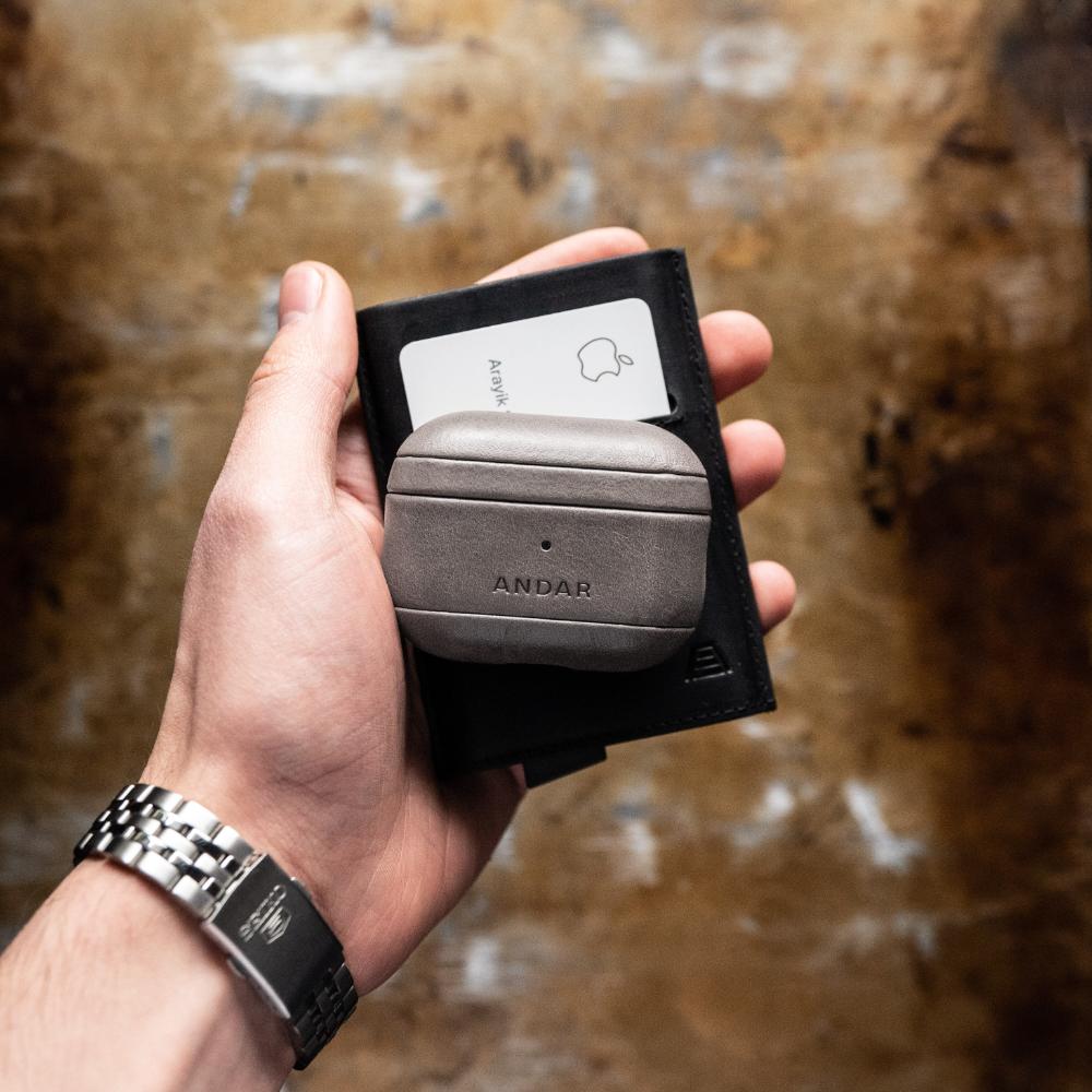 The Capsule Airpods Case