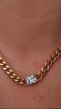 THE LAYLA CHAIN WITH DIAMOND PENDANT NECKLACE