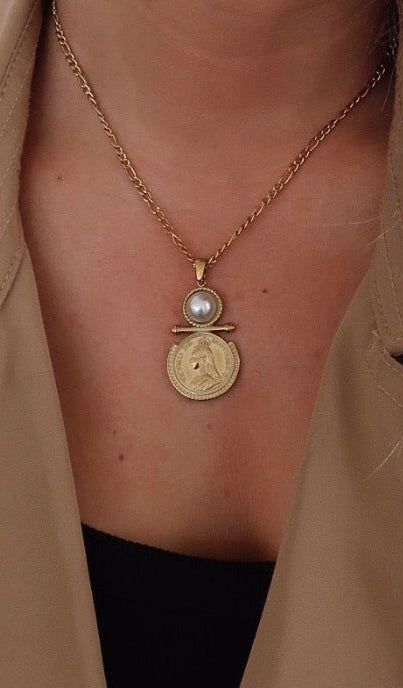 THE ASTRID NECKLACE