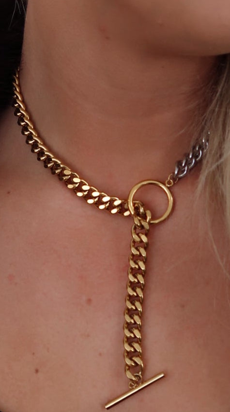 THE REAGAN NECKLACE