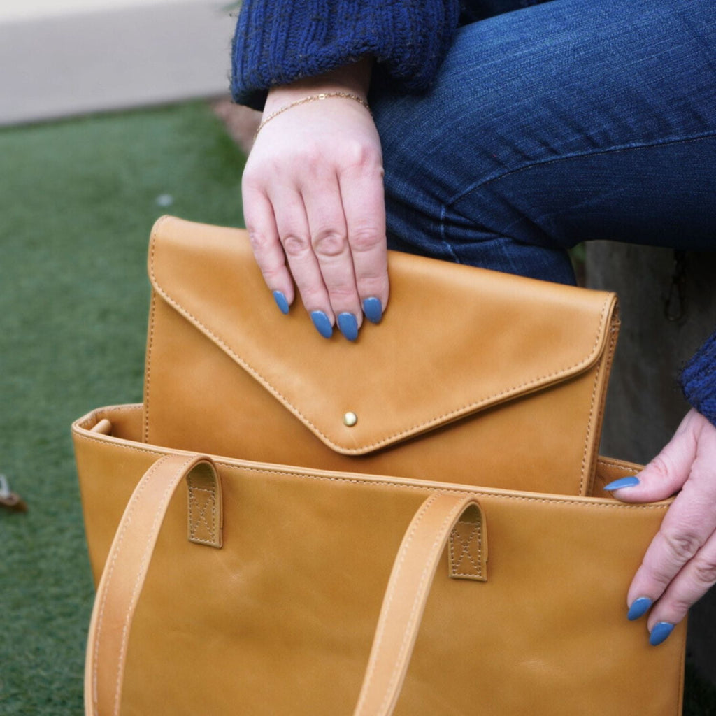 The Page Tote