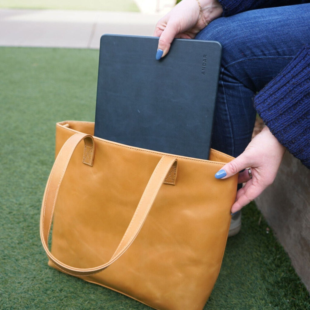 The Page Tote