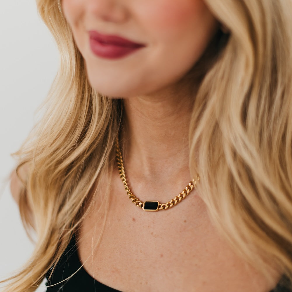 Black Stone Chain Necklace - WATERPROOF