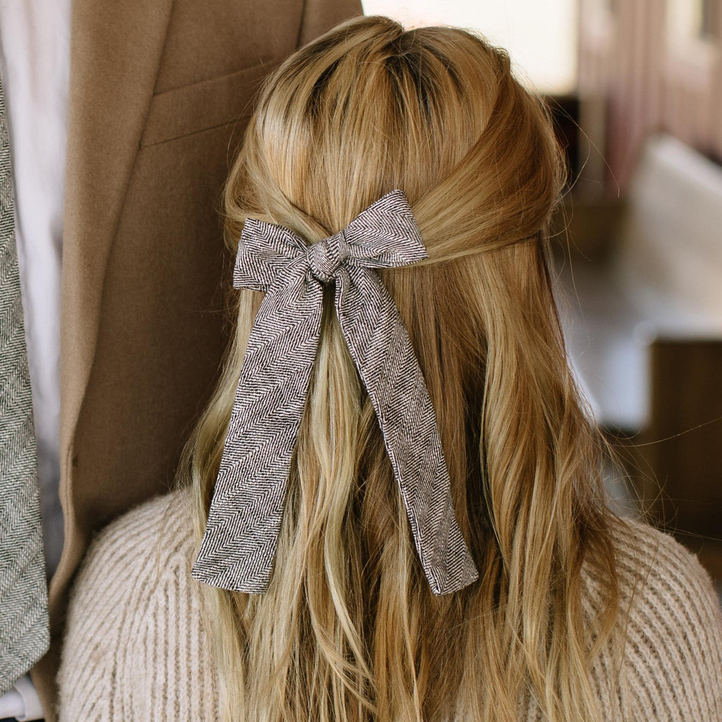 The Ebony Tweed Lady Hair Bow