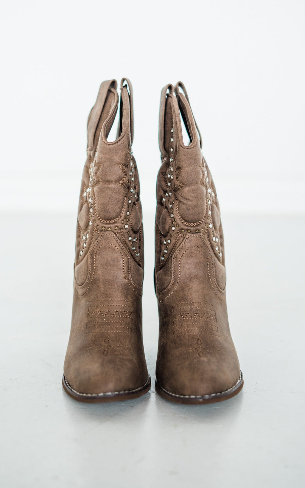 The Houston Western Boots in Taupe