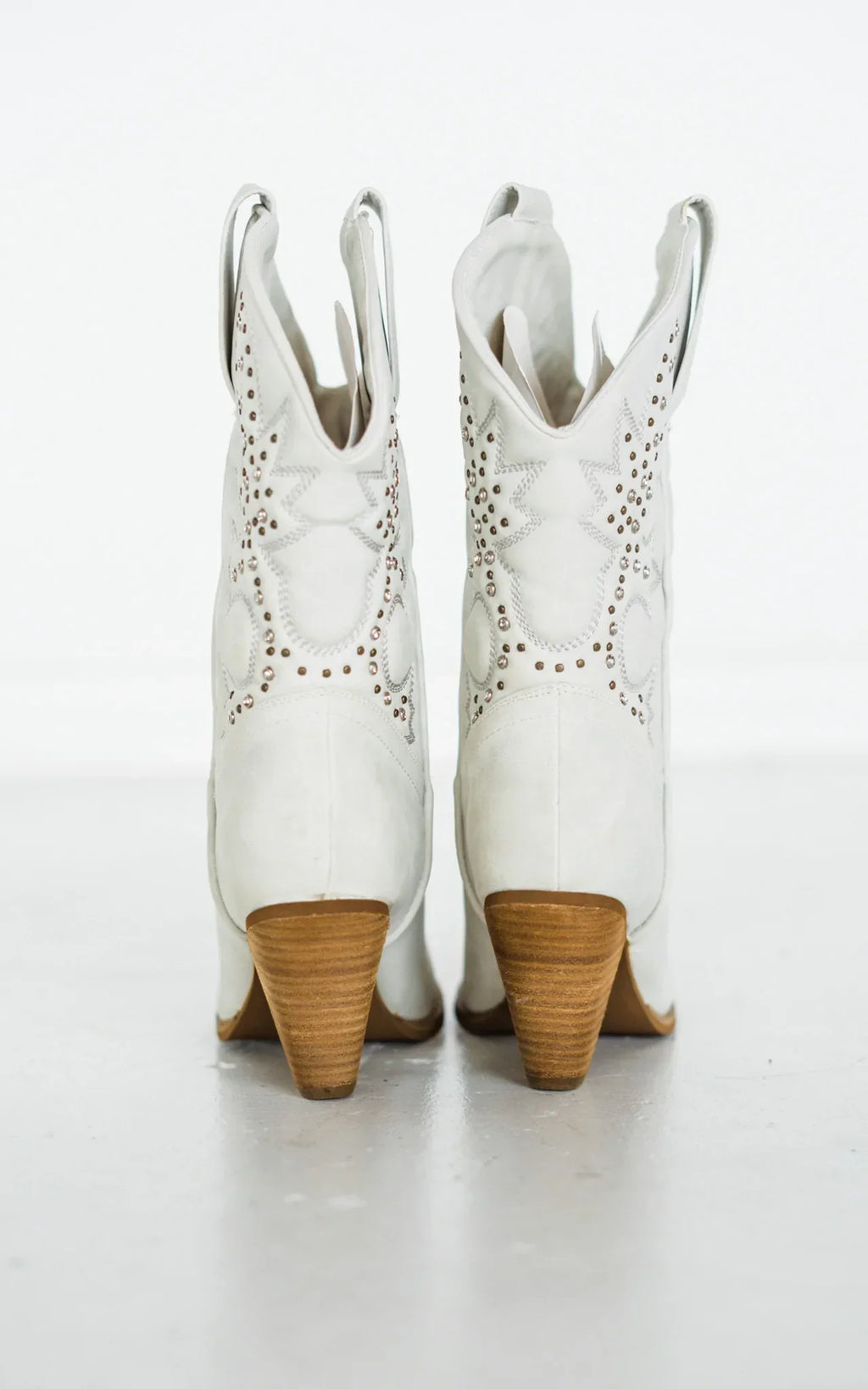 The Hunter Rose Western Boots in White