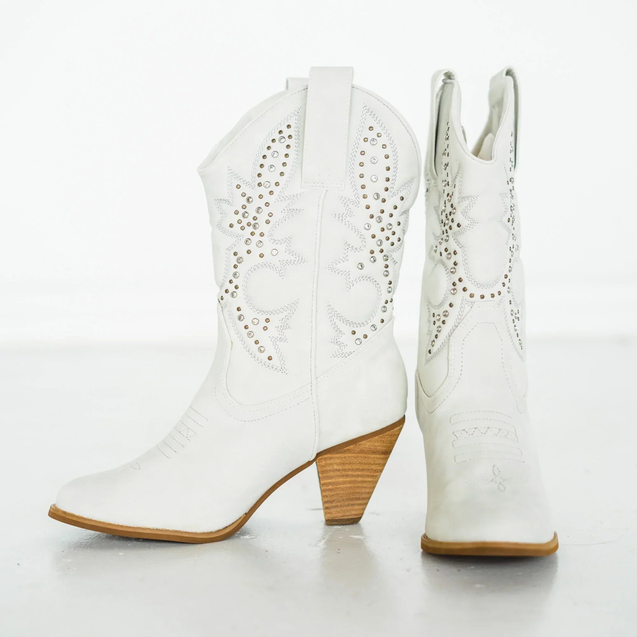 The Hunter Rose Western Boots in White