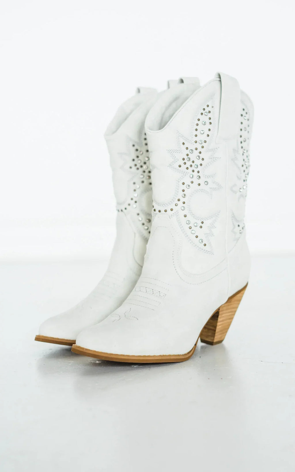 The Hunter Rose Western Boots in White