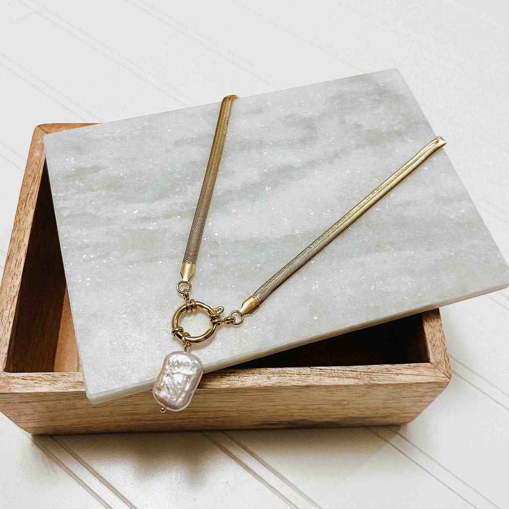 The Mother Of Pearl Necklace WATERPROOF